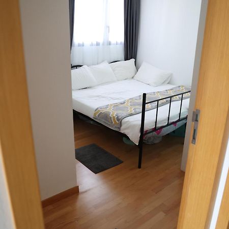Flora Apartment Сингапур Екстериор снимка