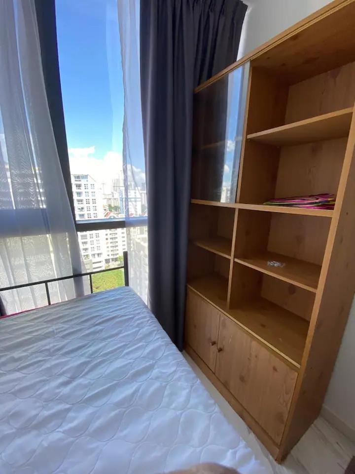 Flora Apartment Сингапур Екстериор снимка